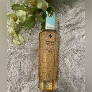 GUERLAIN ABEILLE ROYALE
DAILY REPAIR SERUM NWOB